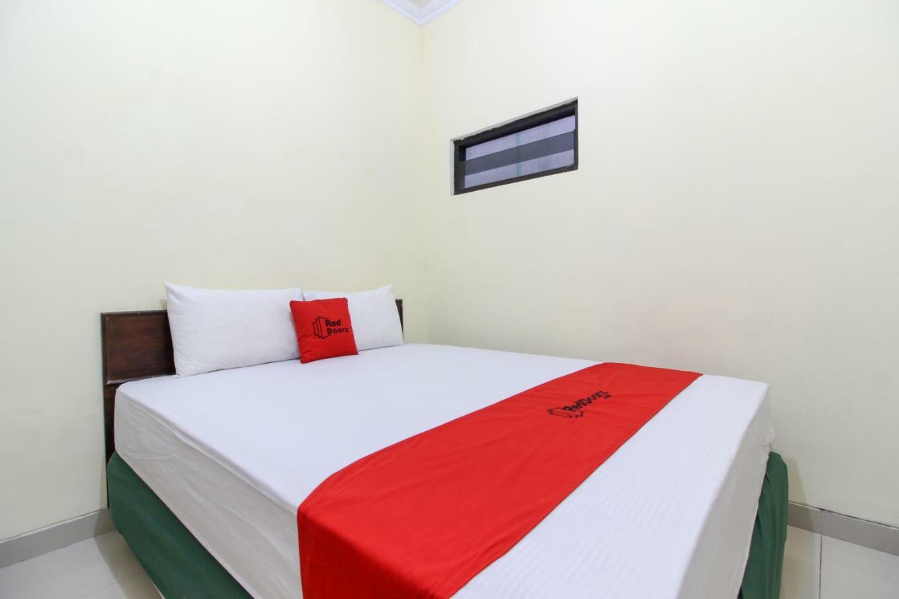 Reddoorz Near Rumah Sakit Condong Catur Maguwo Eksteriør bilde