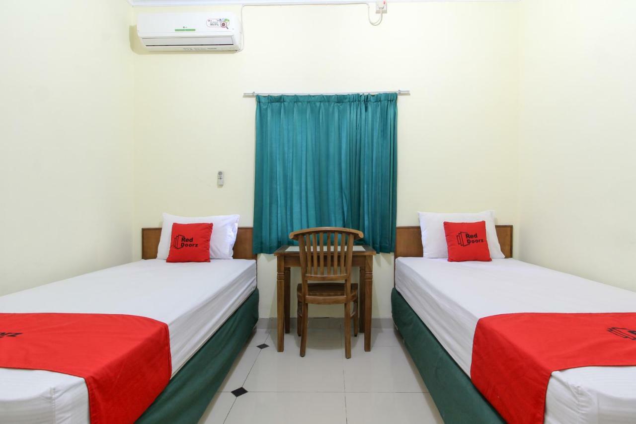 Reddoorz Near Rumah Sakit Condong Catur Maguwo Eksteriør bilde